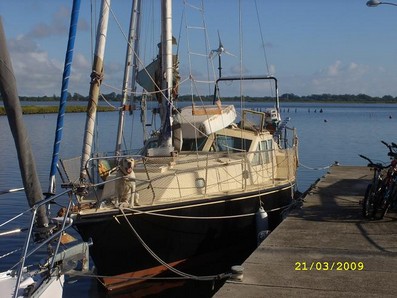 El Ypake en el muelle